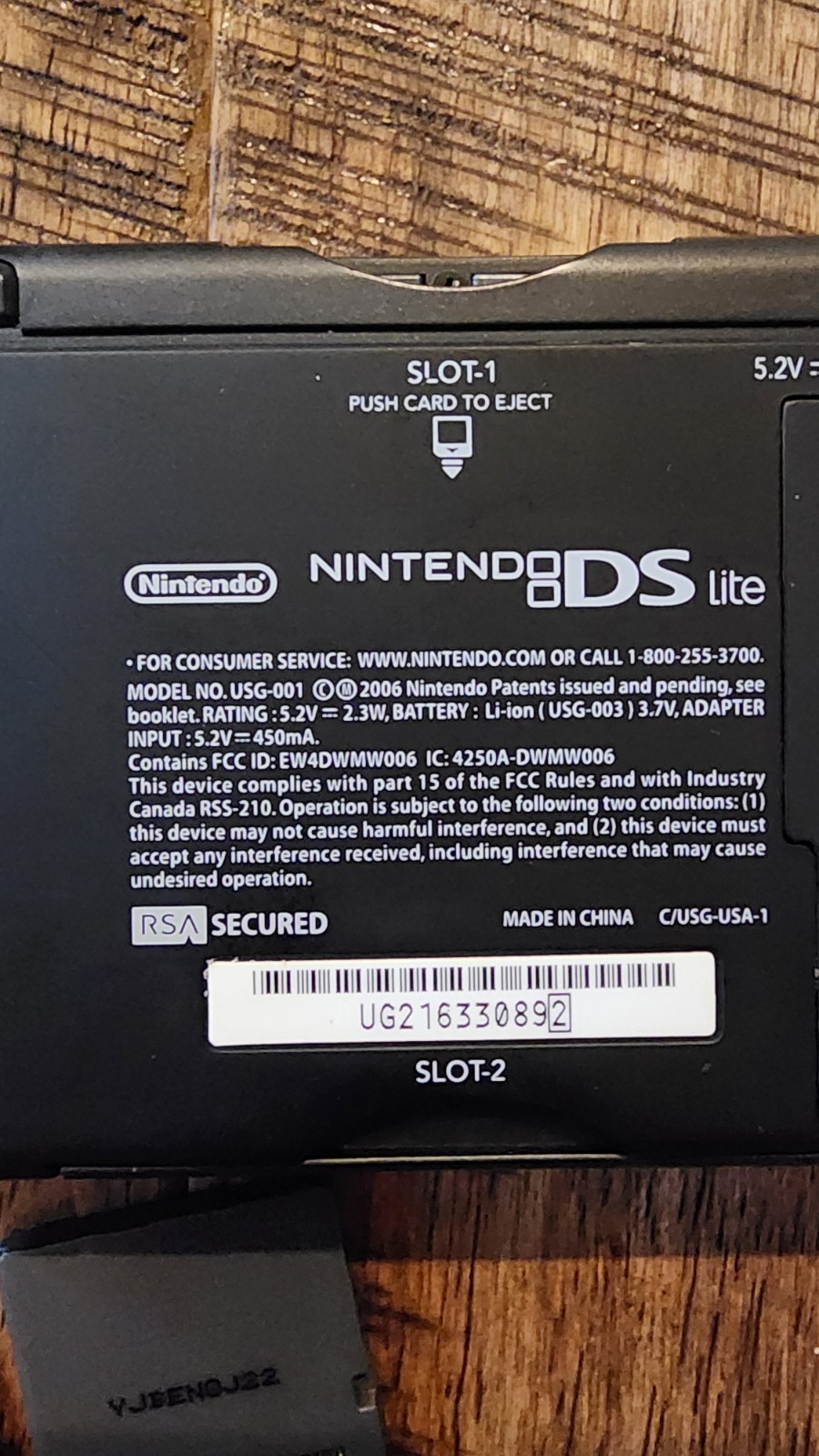 Nintendo DS Lite Blue/Black Handheld w/ AC Adapter + LEGO Batman +SpongeBob