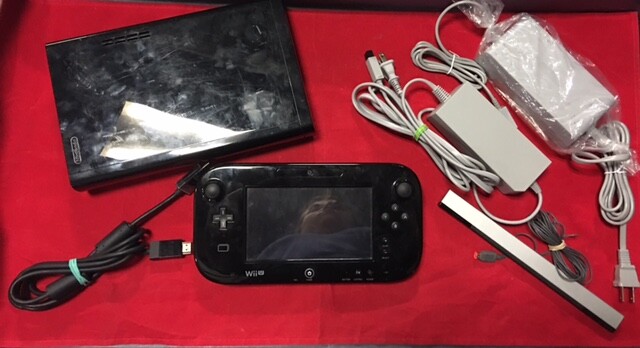 Nintendo Wii U 32GB Mario Kart 8 Bundle Very Good 1847