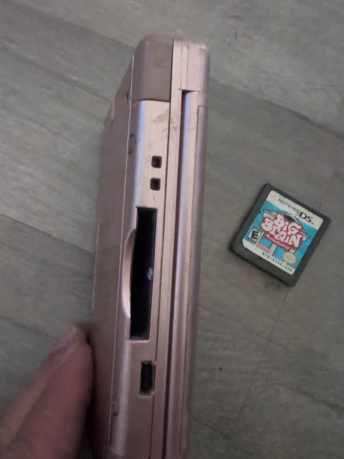 Nintendo DS Lite System Portable Gaming Console – Coral Pink Parts Only . E8