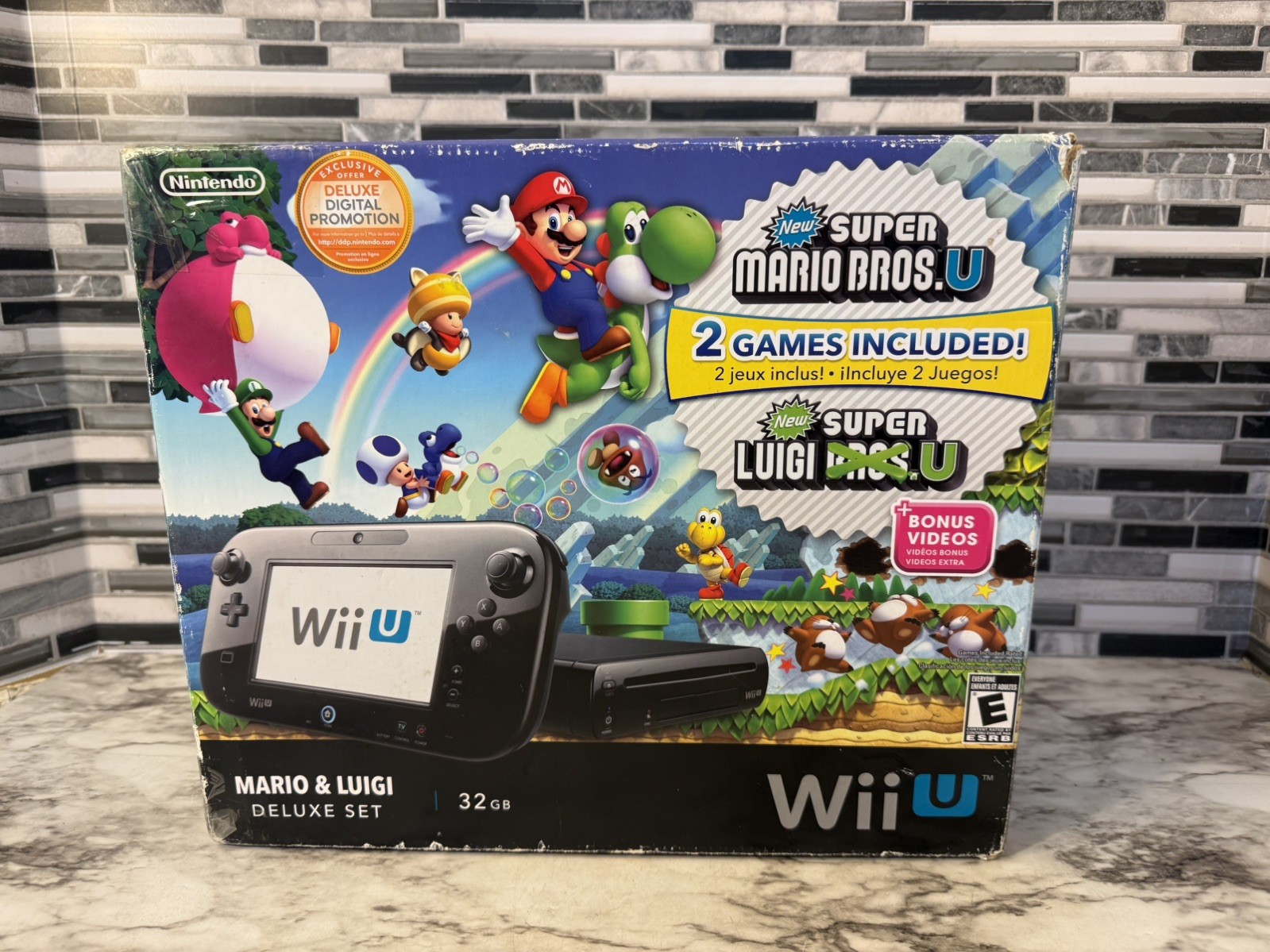 Nintendo Wii U Mario & Luigi Deluxe Set 32 GB Console with Box No Controller
