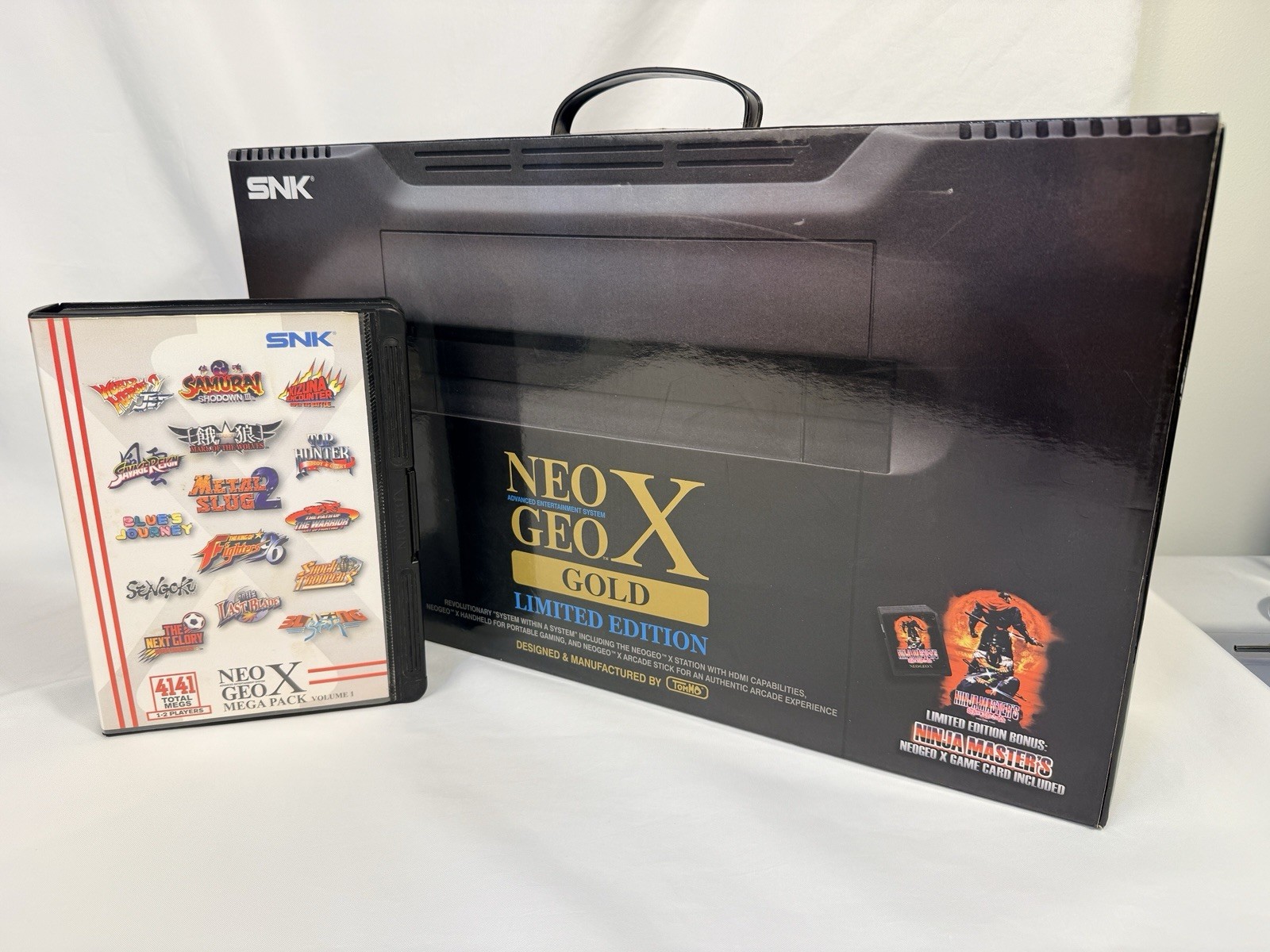 SNK Neo Geo X Gold Limited Edition Console SEALED w/ Mega Pack Vol 1