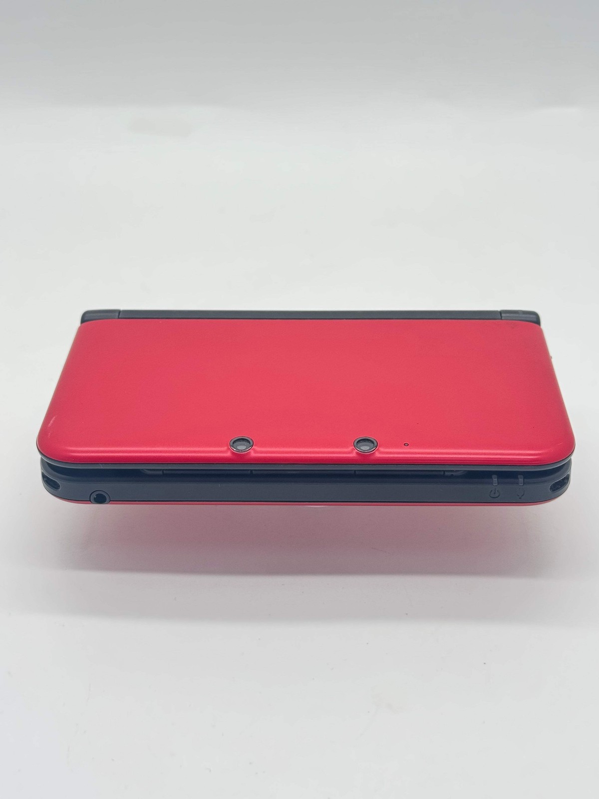 Nintendo 3DS XL LL SPR-001 JPN Red/Black Console With Charging Cable