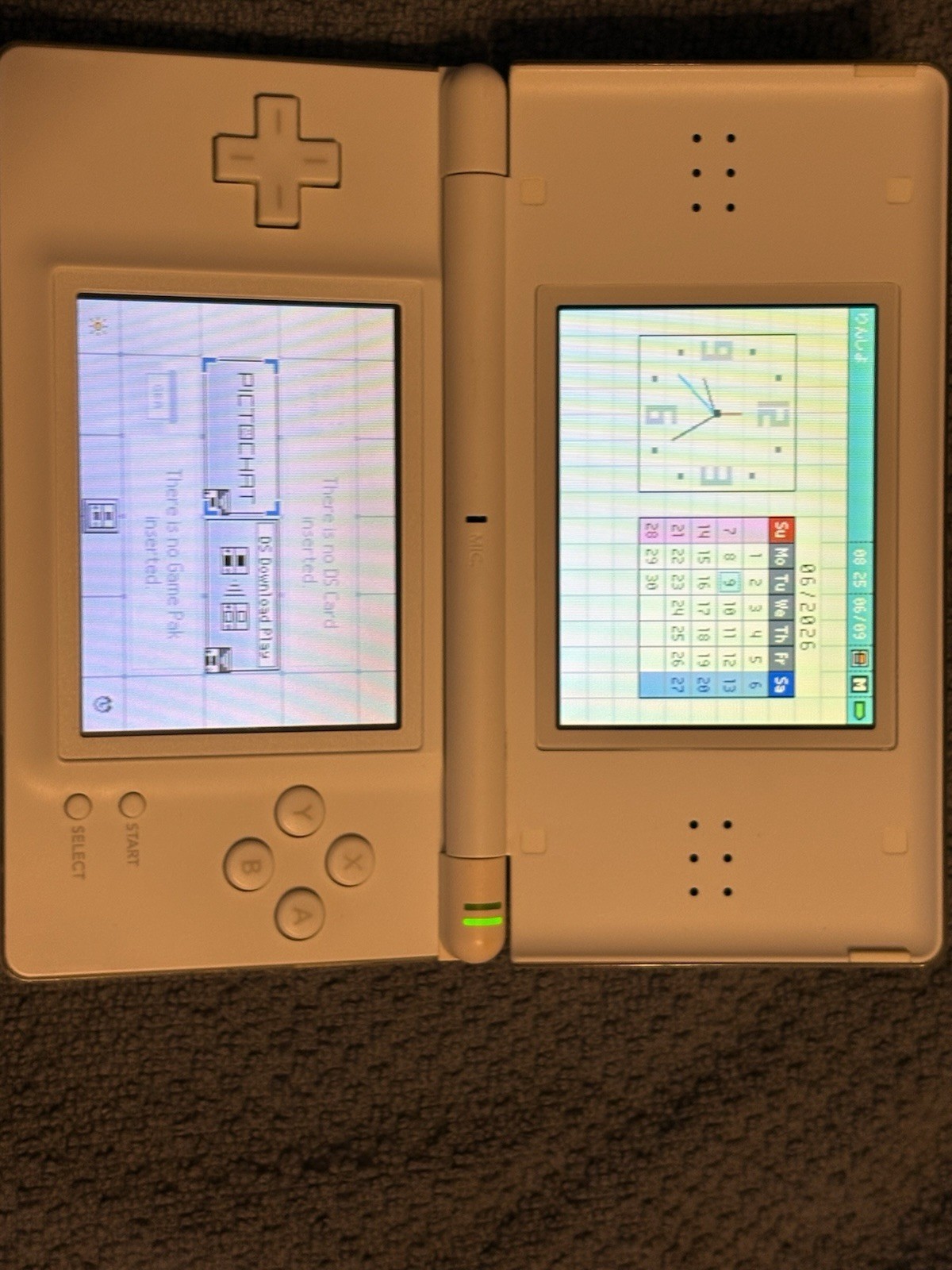 Nintendo DS Lite White Handheld Console Wi-Fi Wireless USG-001 NTSC-J