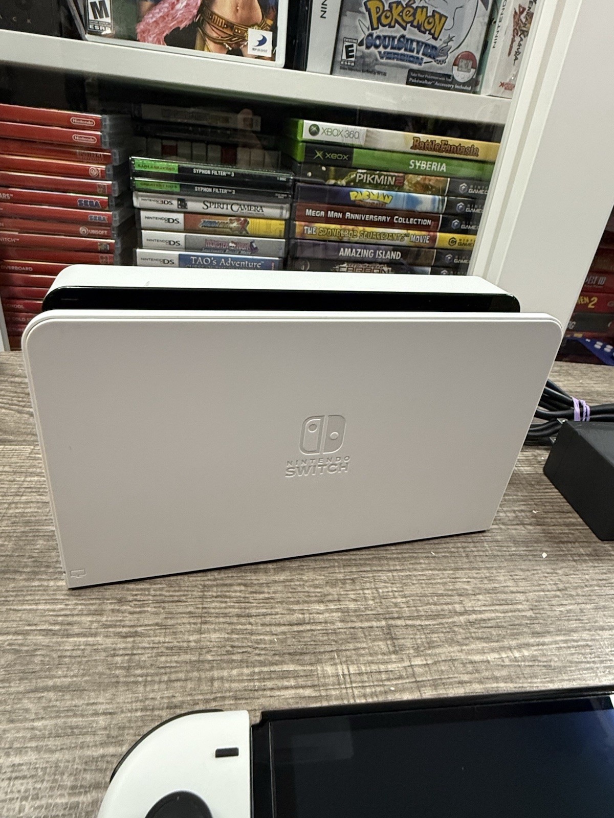 Nintendo Switch Model HEG-001 OLED Display Video Game Console White With Dock