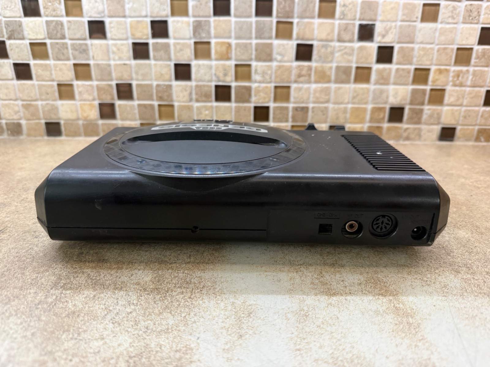 Sega Genesis Console 16-Bit – (1601) Vintage Video Game