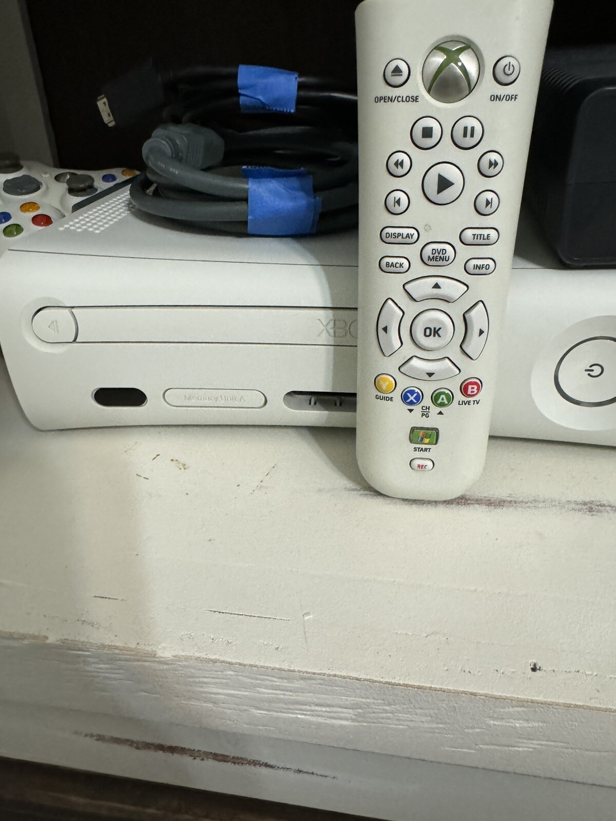 Microsoft Xbox 360 Console 20GB HDD Bundle + 3 Controllers 1 Game Remote Tested