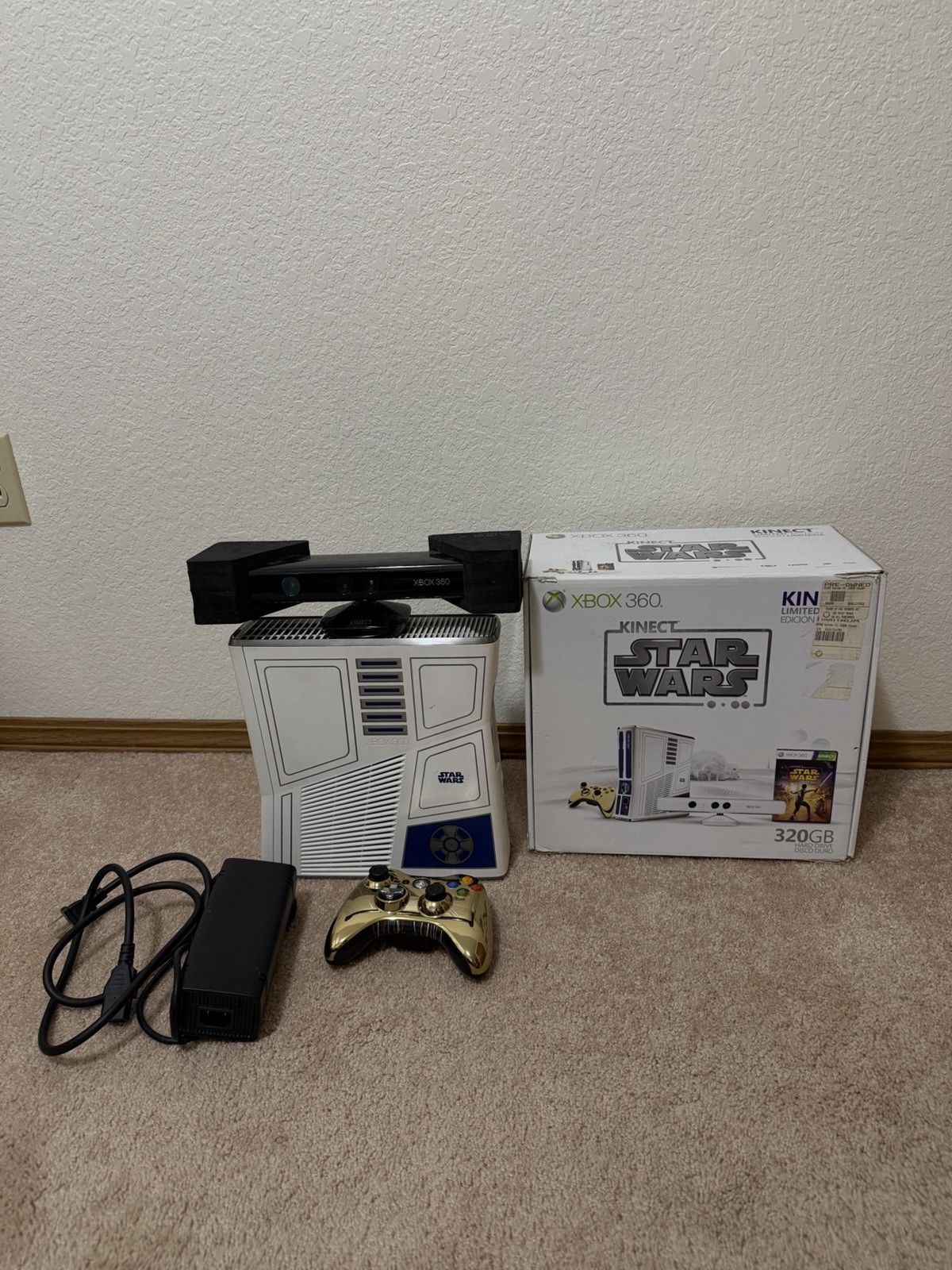 Microsoft Xbox 360 Star Wars Limited Edition 320GB Console Bundle original box