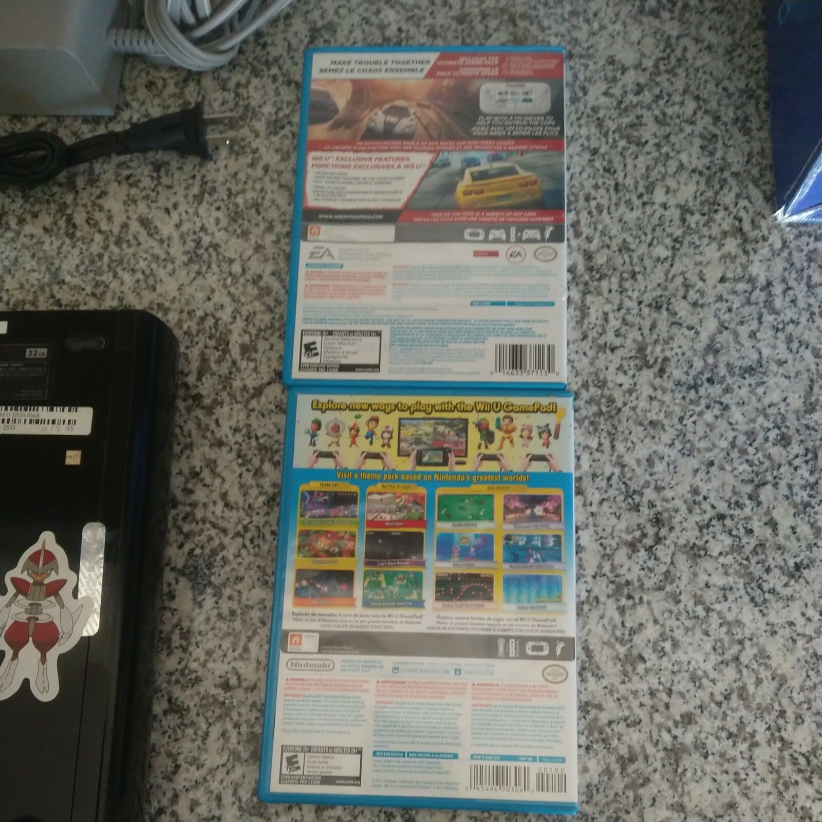Nintendo Wii U Console 32GB Bundle + Wii U Game Pad & Power Cords 2 games