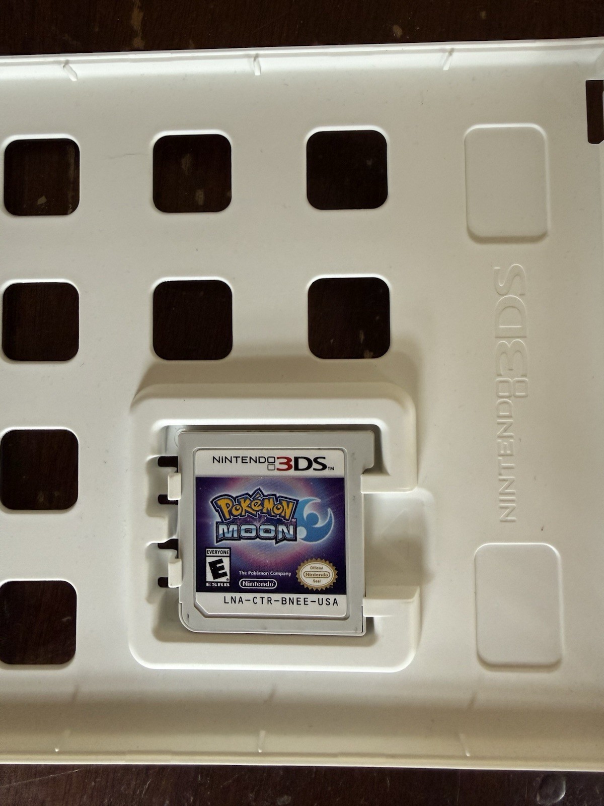 Nintendo 3DS Console Red Edition + 4 Pokemon Games/ 1 Non Pokemon Game