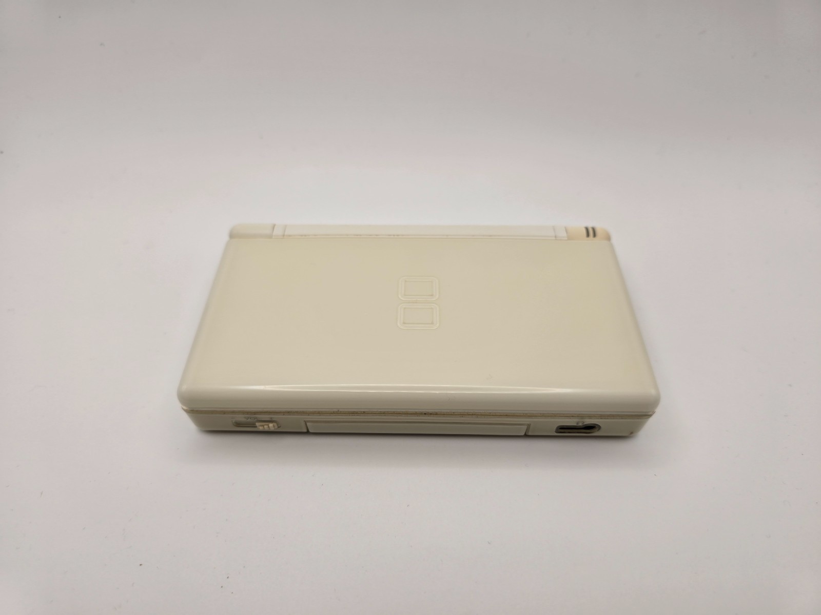Nintendo DS Lite Console (Crystal White) – Boxed With Charger