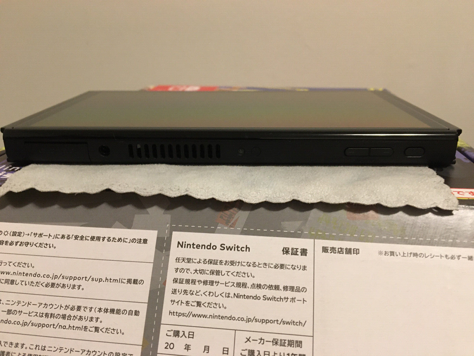 Nintendo Switch OLED Splatoon 3 Edition – Japan Version.Region Free