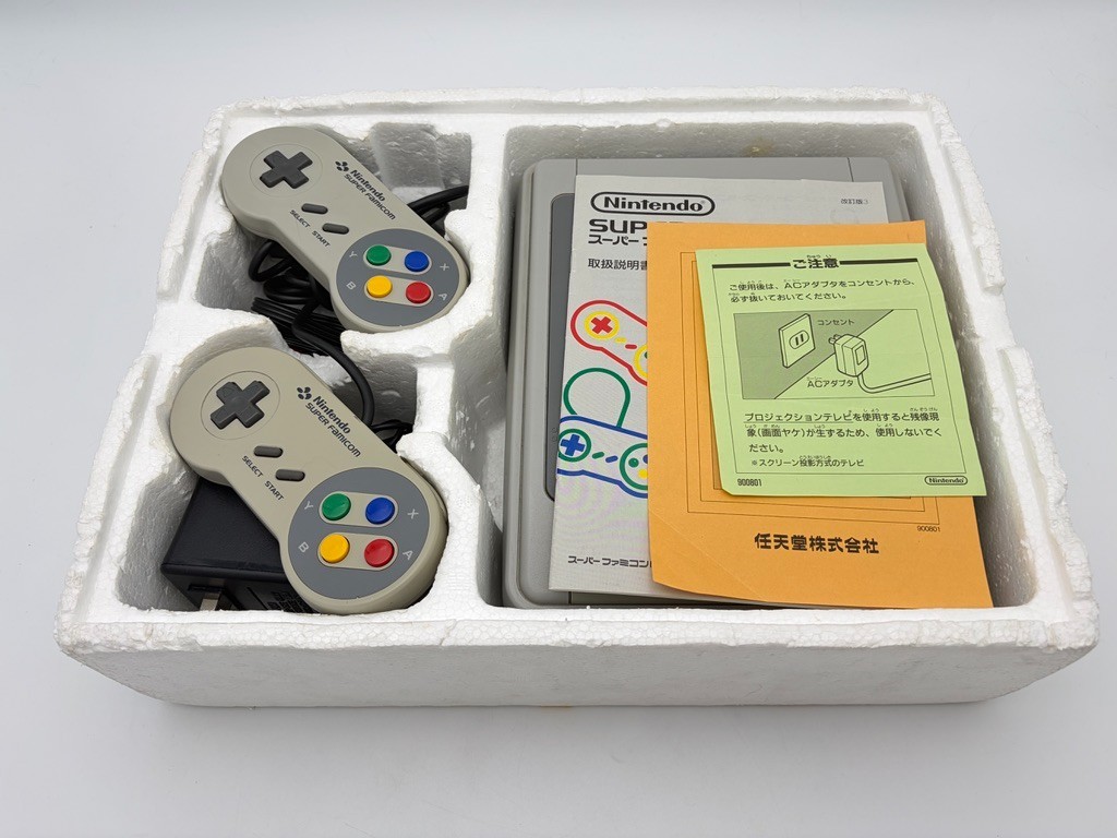 Nintendo Super Famicom Console Boxed Working Complete With Manuals 2 Controllers