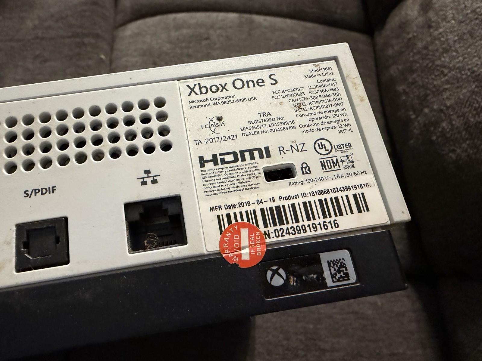 Microsoft Xbox One S Console – White For Parts Or Repair