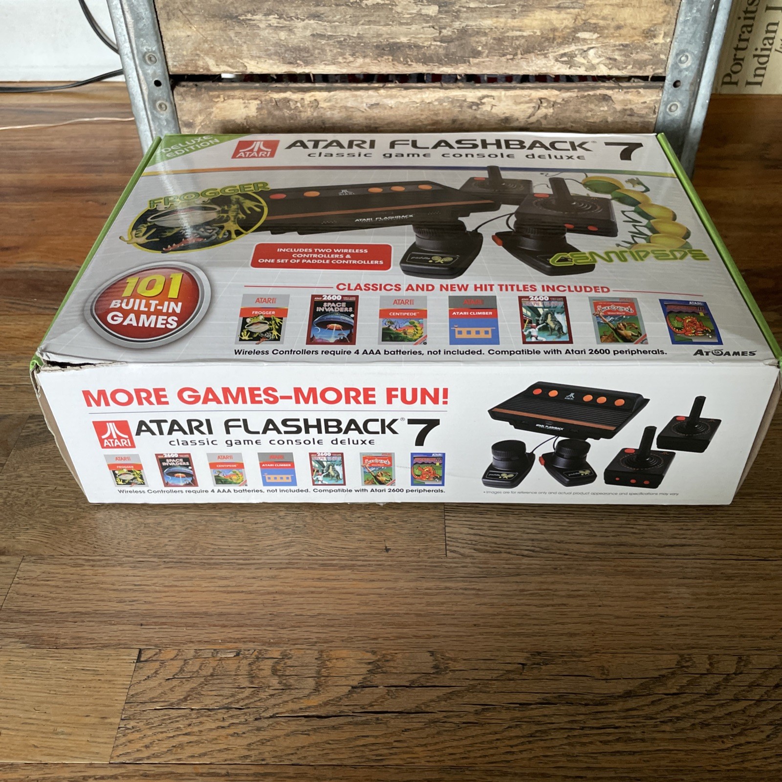 Atari Flashback 7 Classic Game Console Deluxe 101 Games + Paddles Original Box