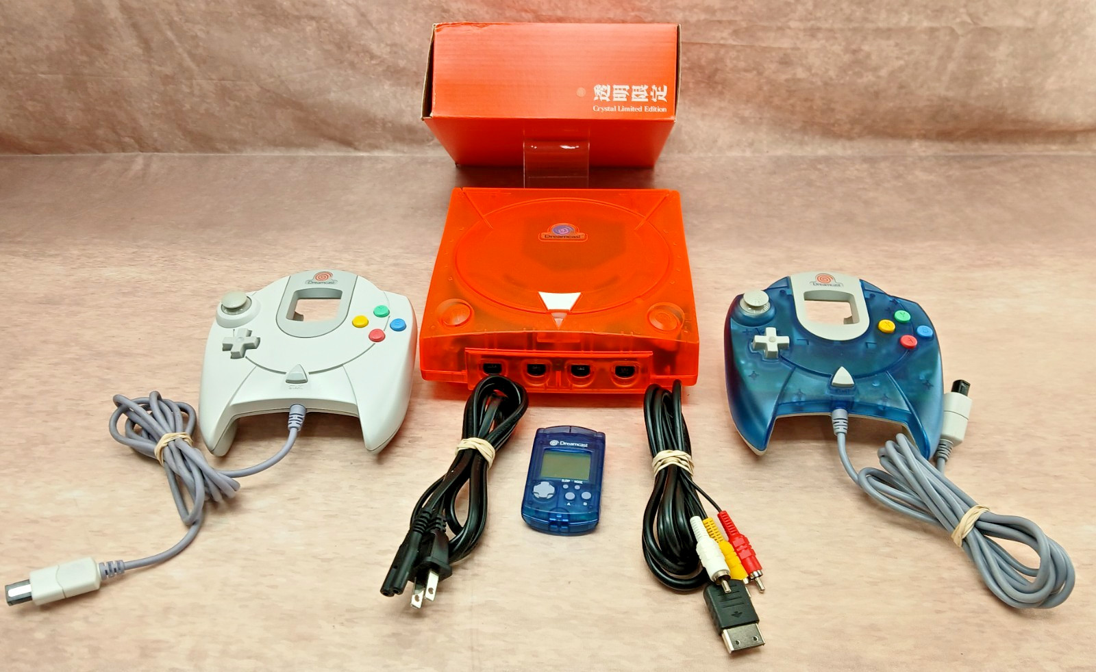 Sega Dreamcast Clear Orange Re-Shell Console Bundle 2 Controllers VMU Sega