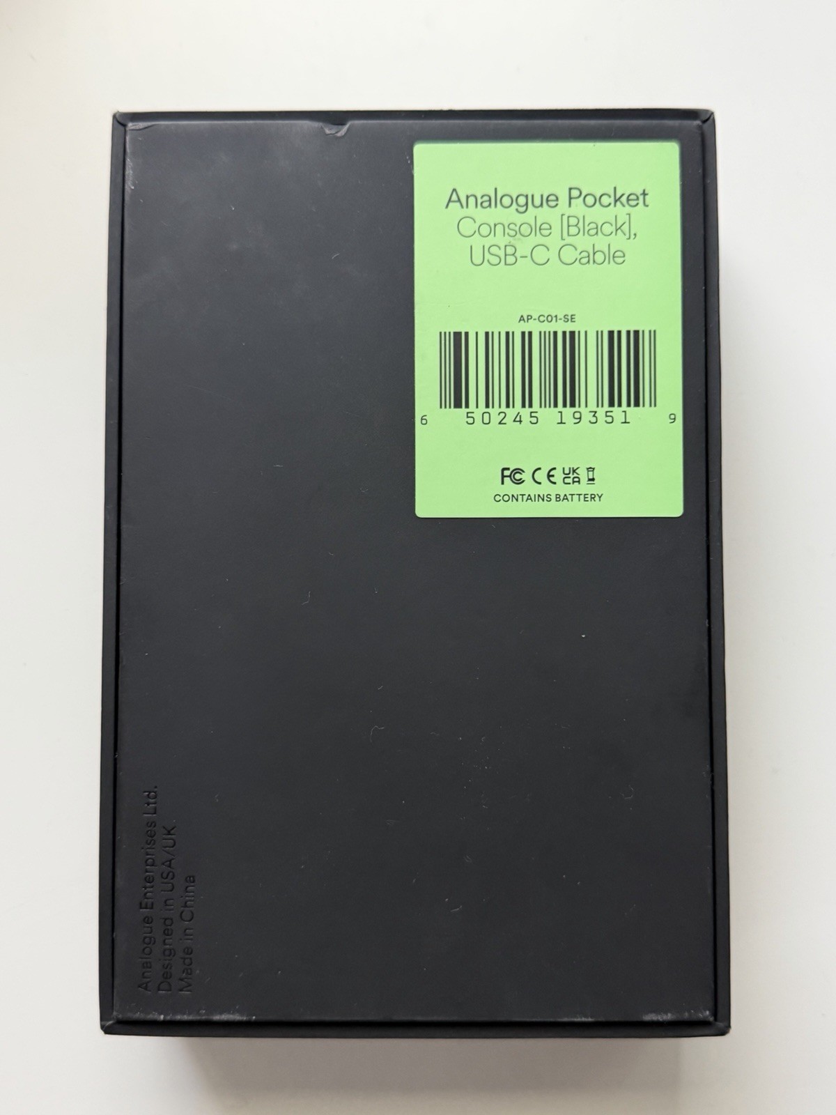 Analogue Pocket Black Handheld System for Game Boy, USB-C Cable, 16GB 1440p
