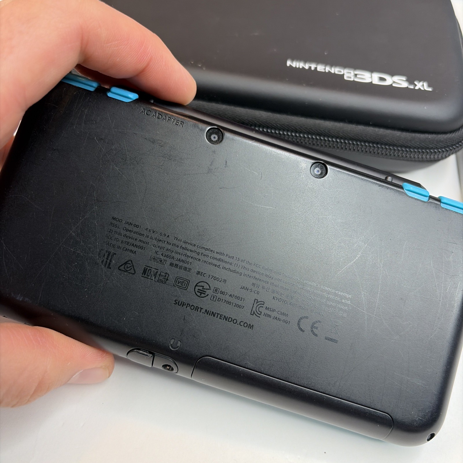 Nintendo 2DS XL Console – Black/Turquoise W Charger Case Stylus US Model