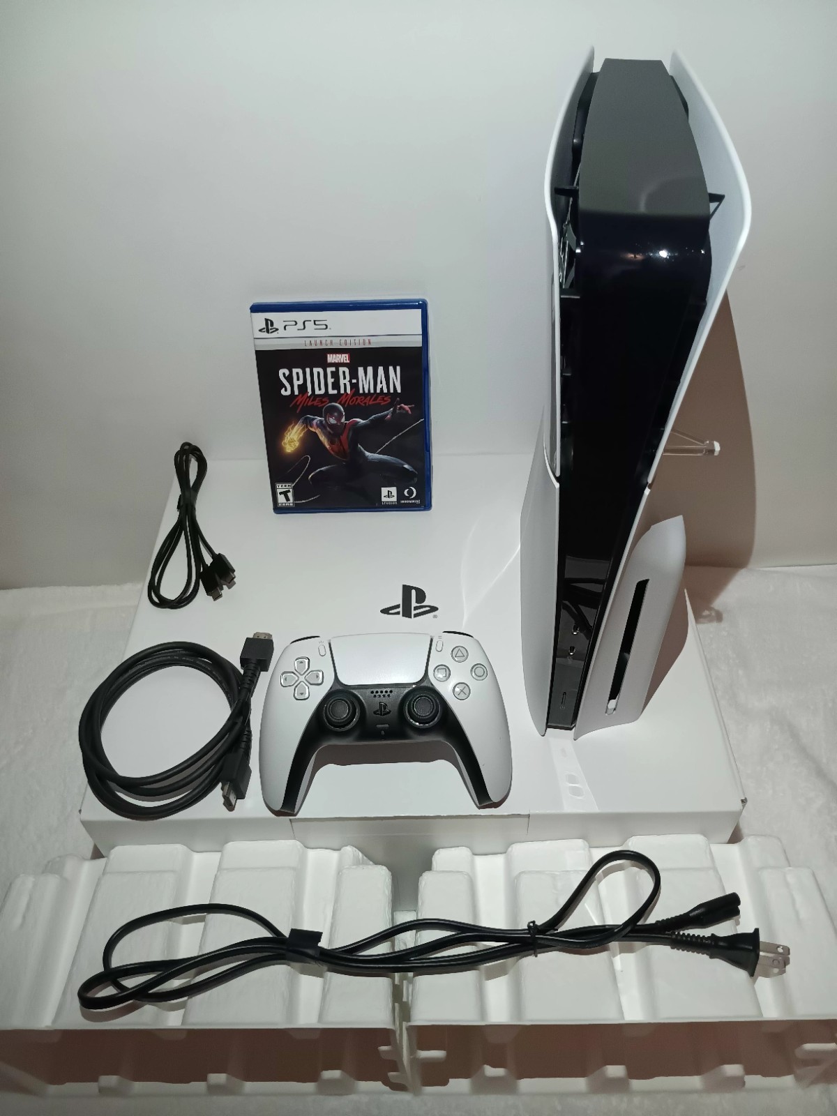 Sony PlayStation 5 Slim Digital 1TB White current adult owner no dust lik e new