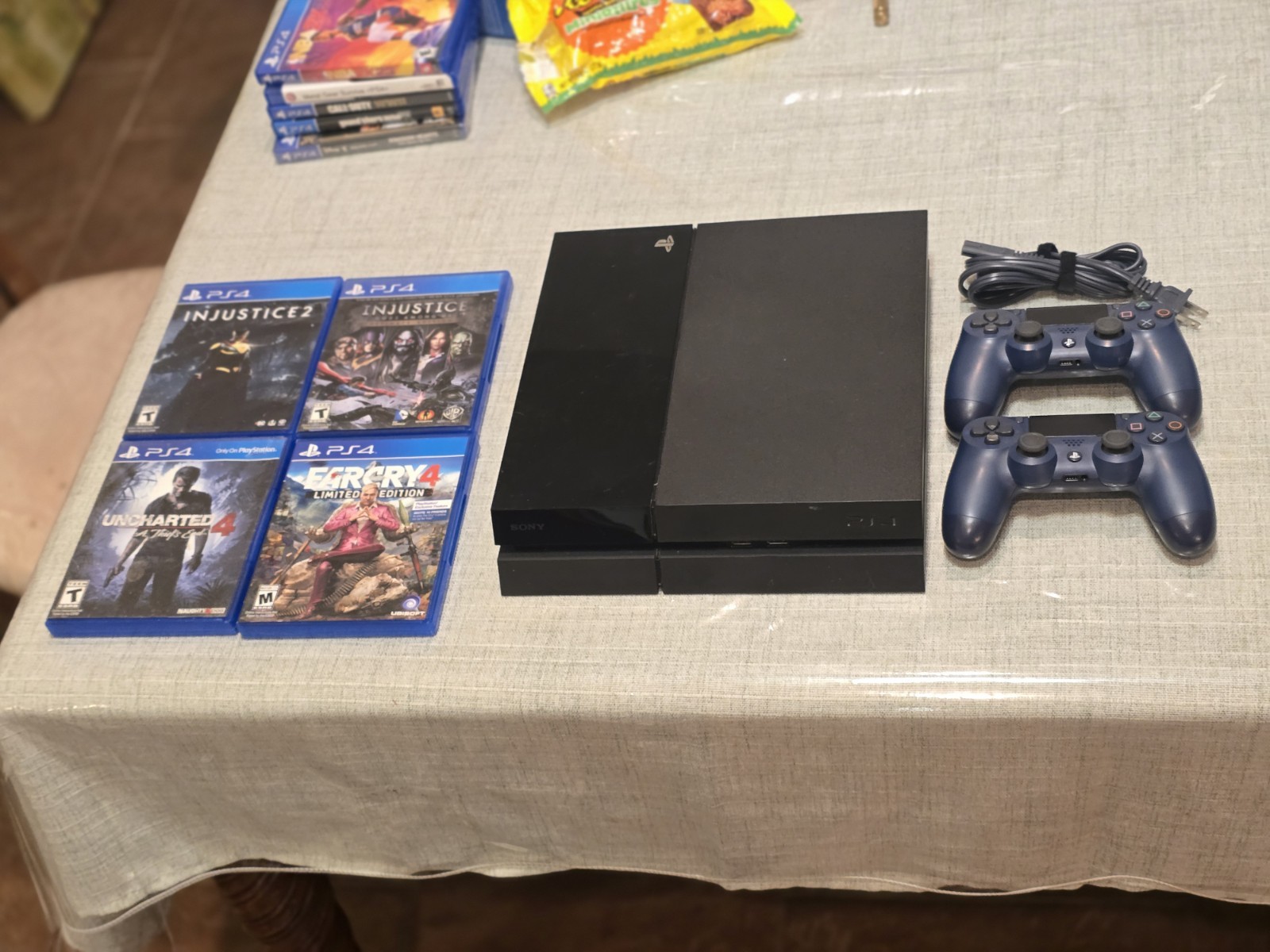 PS4 Console Bundle with 2 Blue DualShock 4 Controllers + 5 Game – Tested Working