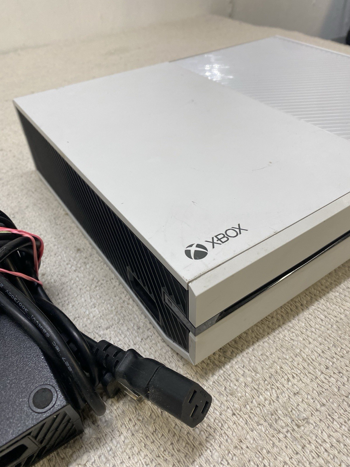 Microsoft Xbox One 500GB Console 1540 White Power Supply – READ DESCRIPTION