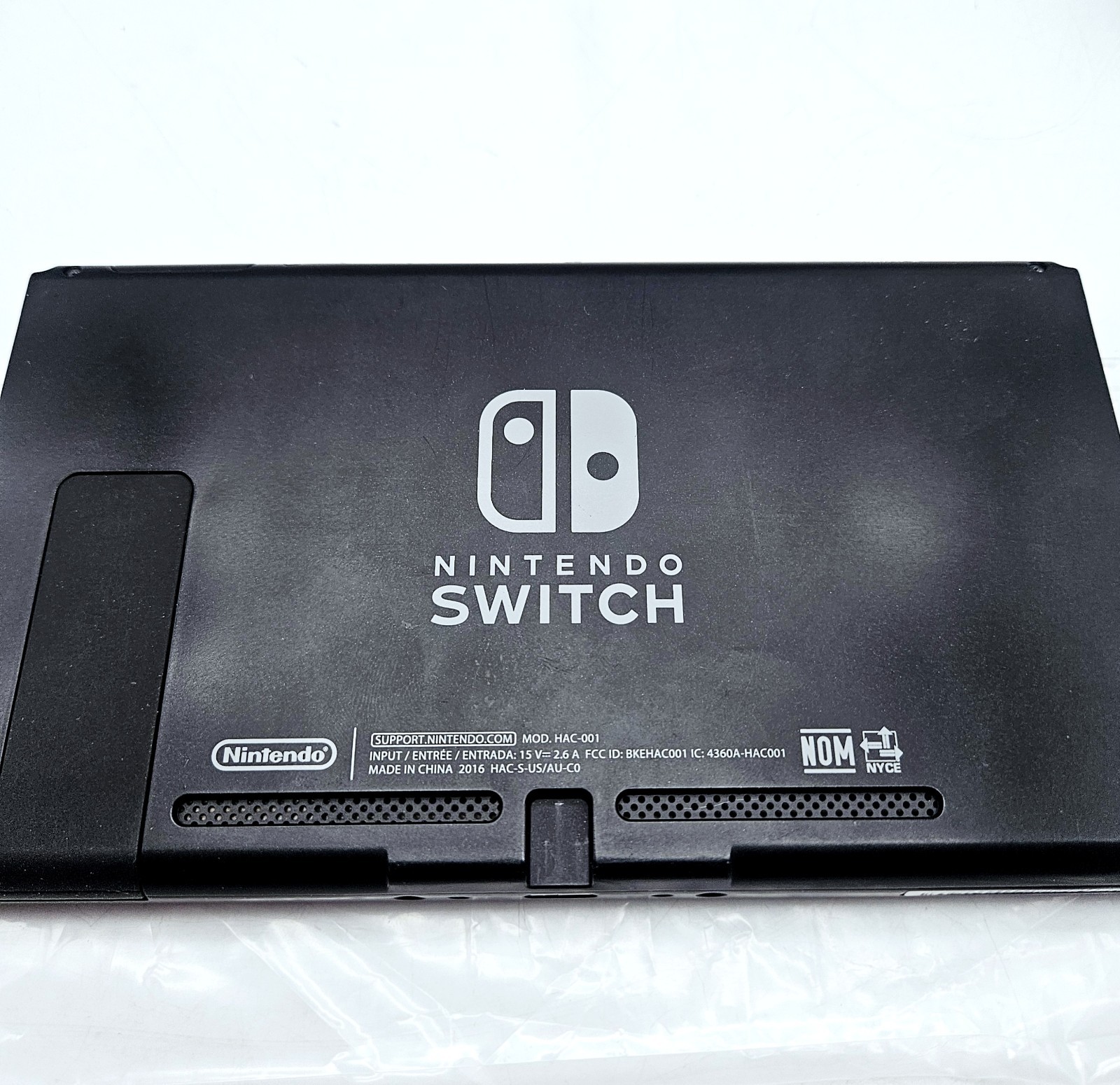 V1 Nintendo Switch Launch Day One Console 150k Serial # Extras in Box