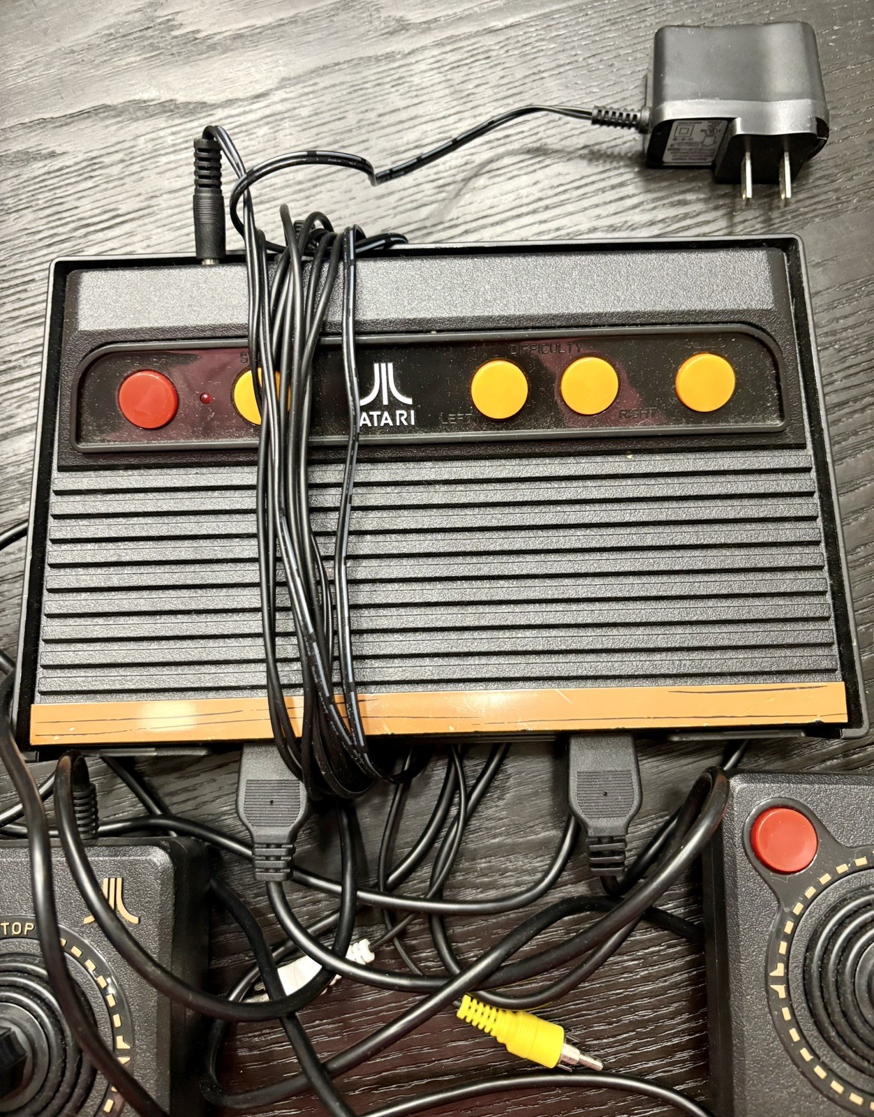 Atari Flashback 8 Video Game Console 105 Built in Games Wired Controllers TESTED