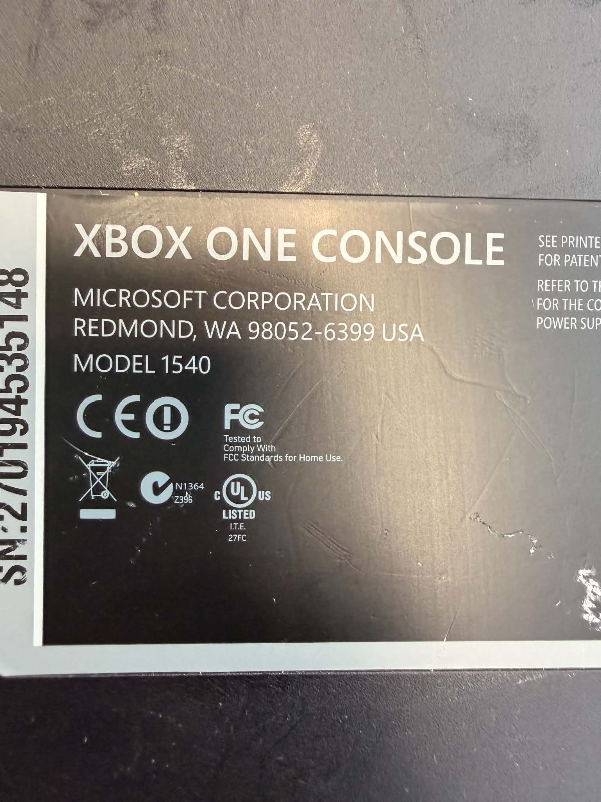 Microsoft Xbox One 1540 (Model 1540) 500GB Video Game Console (Heavy Scratches)