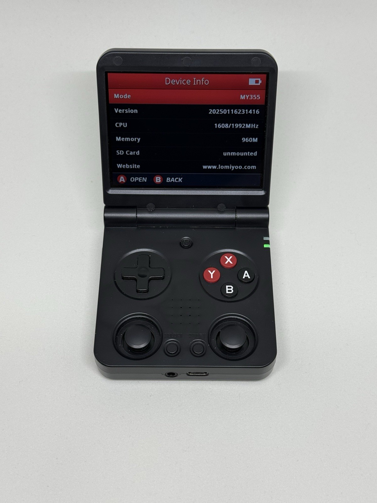 Black Miyoo Flip V1 Retro Handheld (Basic SD Card Included)