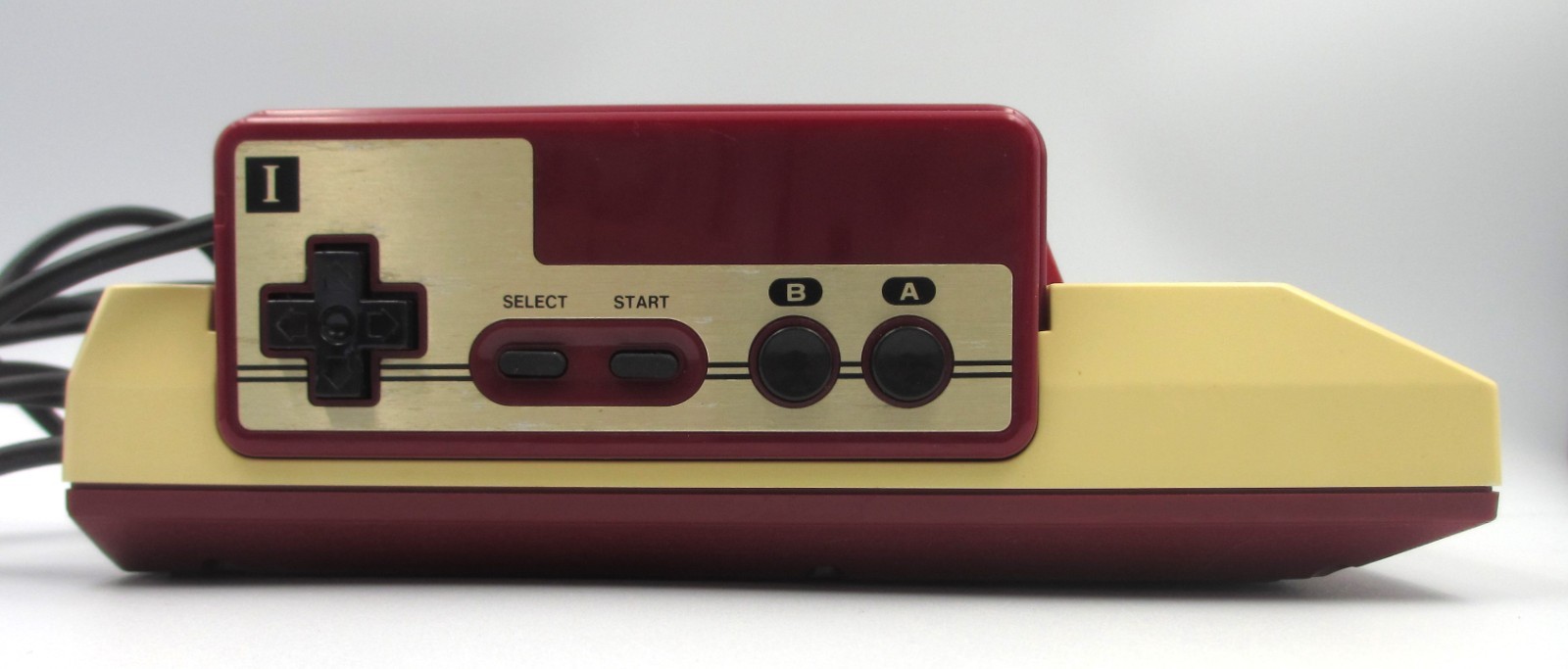 Nintendo Family Computer (Famicom) console ( working, cleaned, and repaired)