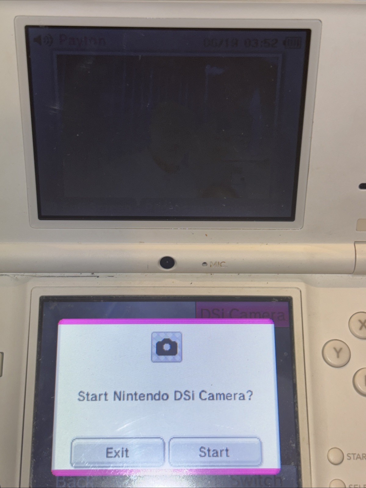 Nintendo DSi Handheld Game Console TWL-001 White TESTED – No Charger Or Stylus