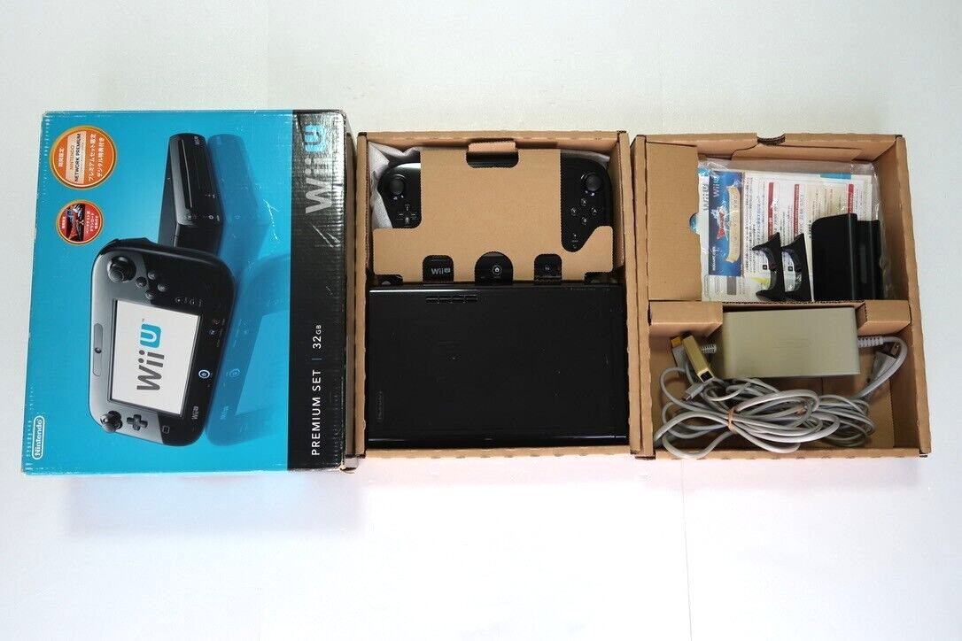Nintendo WiiU 32GB　Console and Gamepad　Premium Set　Black　JP　tested　NTSC-J［B-61］