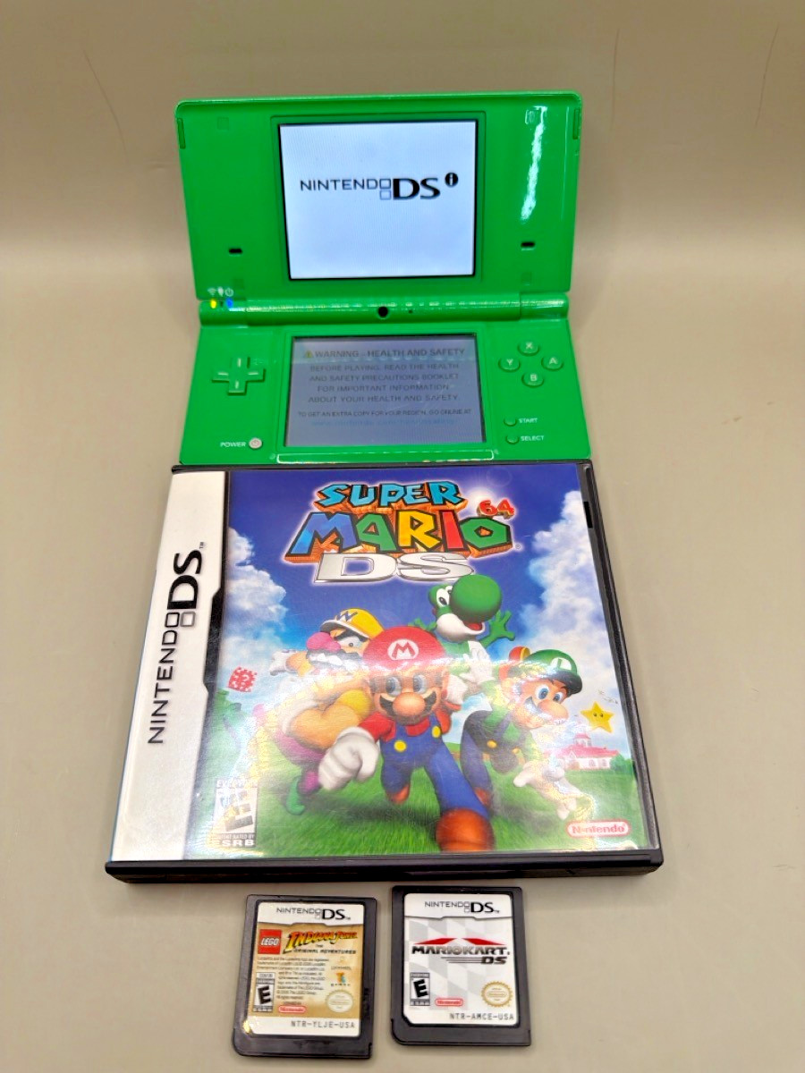 NINTENDO DSi BUNDLE! GREEN TWL-001 W/3 GAMES! (CJL007699)