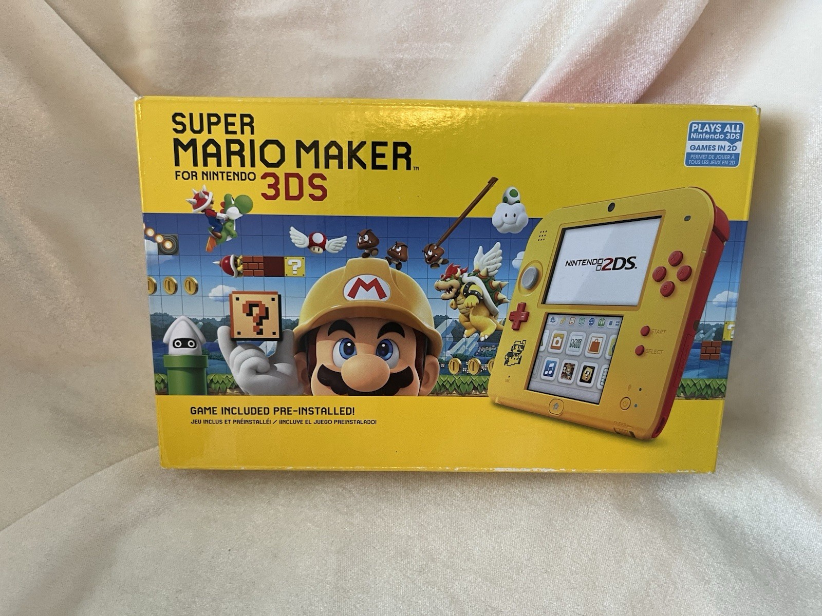 Nintendo 2DS Super Mario Maker for Nintendo 3DS Bundle – Yellow/Red NEW IN BOX!!