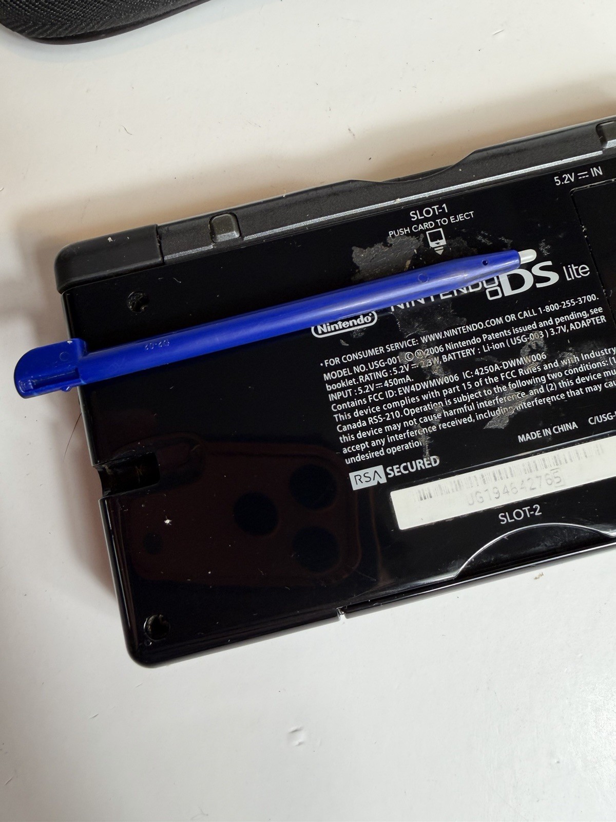 Used Nintendo DS Lite Handheld Console w/ charger READ DESC