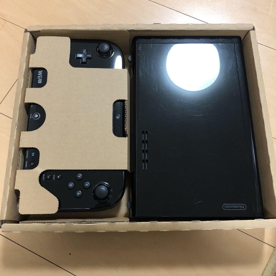 Nintendo Wii U Family Premium Set with 5 Games