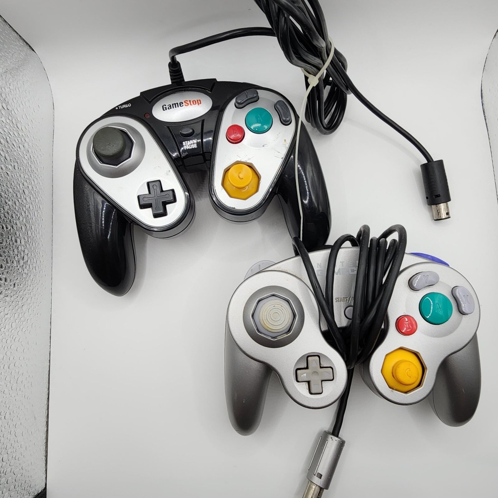 Nintendo GameCube Platinum Console – Silver With 2 Controllers No Video Cable