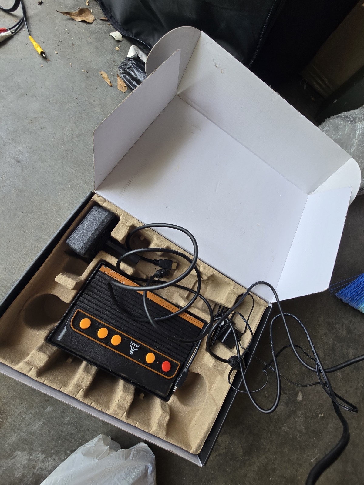 Atari Flashback 8 Gold Activision Edition Wireless HDMI Console Black Orange