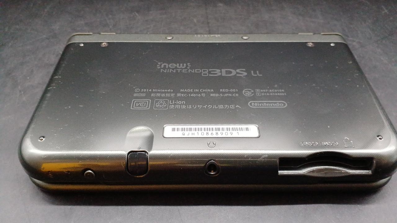 Nintendo 3DS LL Model RED 001 NINTENDO