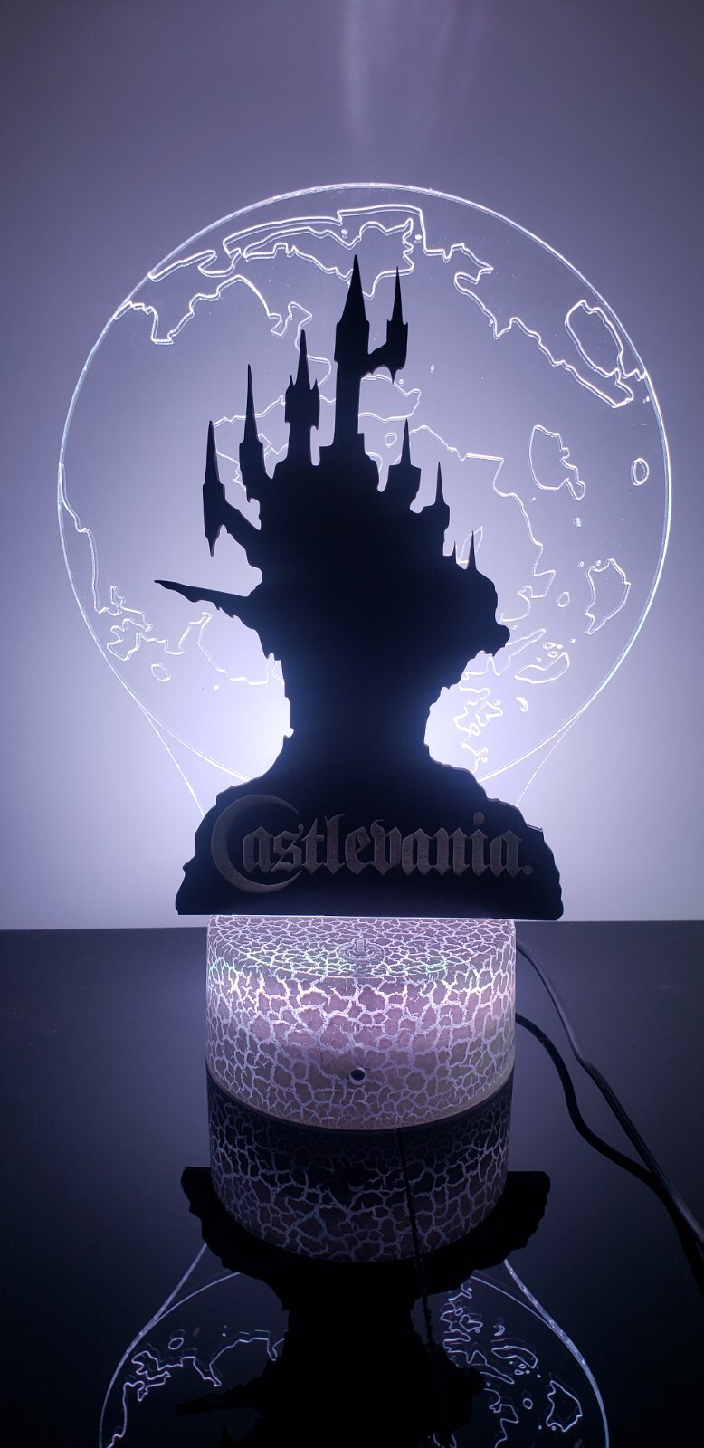Castlevania light with remote (show it off) crackle base 8 different colors