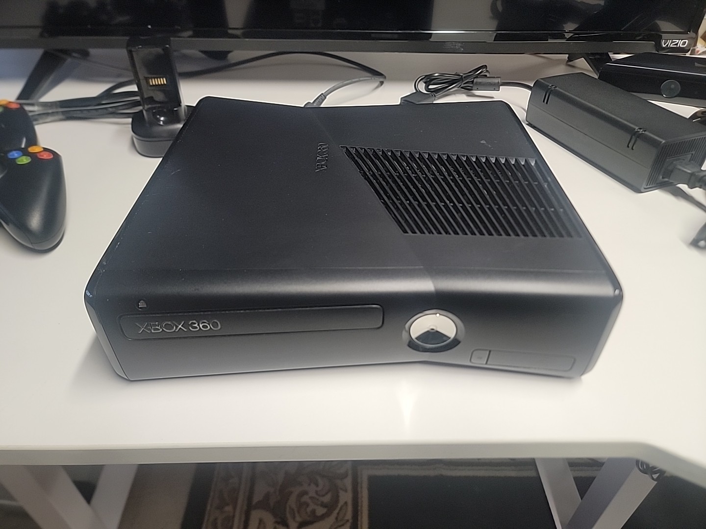 Microsoft Xbox 360 Kinect Bundle 250GB Matte Black Console