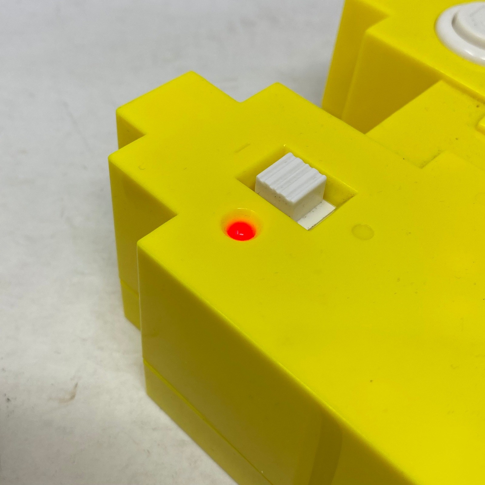 Bandai Pac-Man Plug and Play TV Game Joystick Console Yellow 2012 Retro