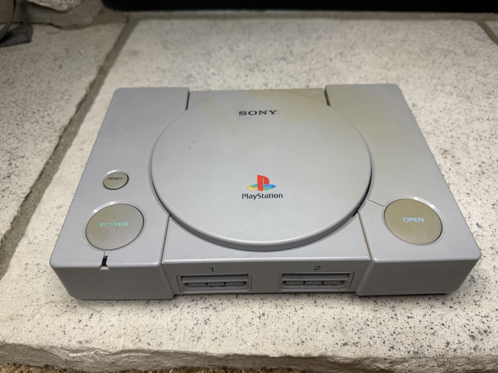 Sony PlayStation 1 PS1 SCPH-5501 Console Only Powers On Yellowed Tested
