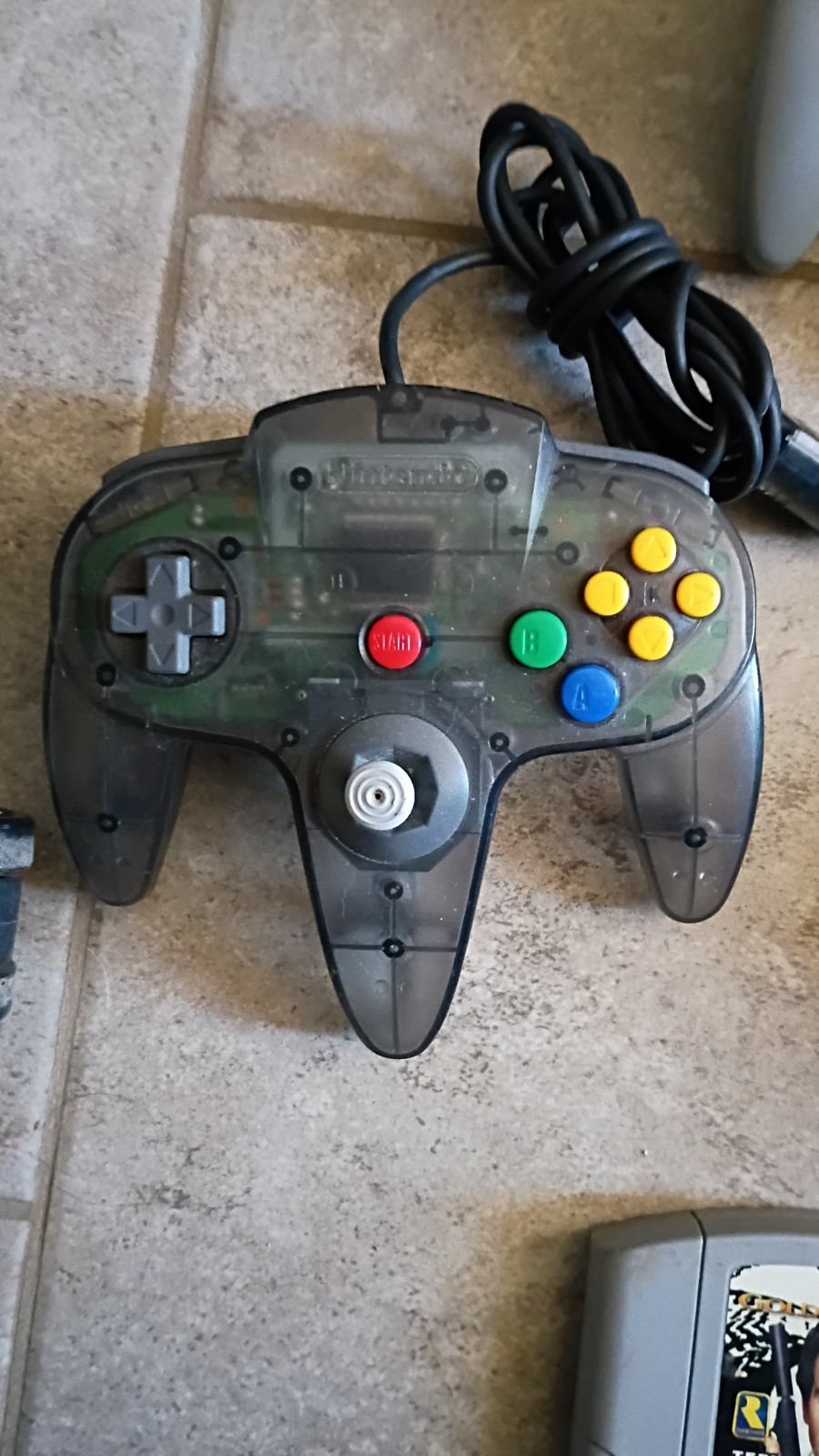 Nintendo 64 N64 System Bundle OEM 2 Controllers Atomic Purple GoldenEye 007