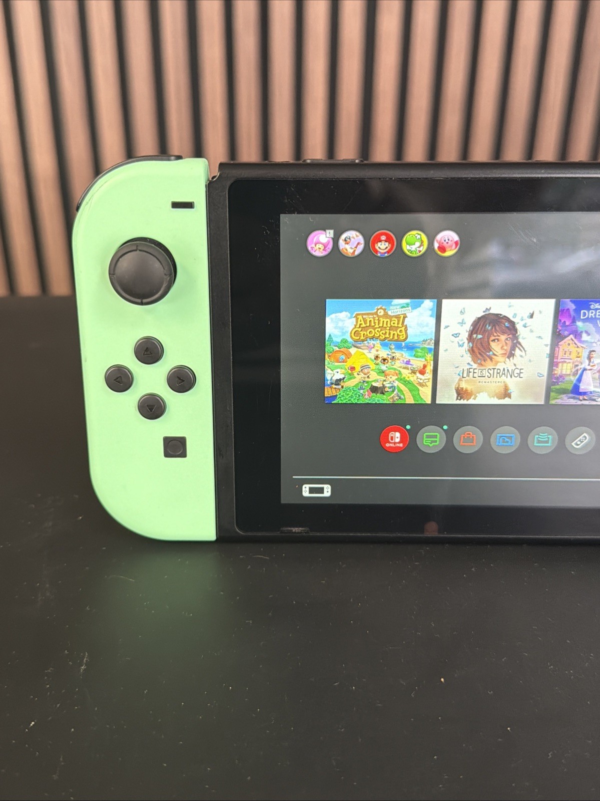 Nintendo Switch Animal Crossing Edition HAC-001 2020 32GB Console with Joy-Cons