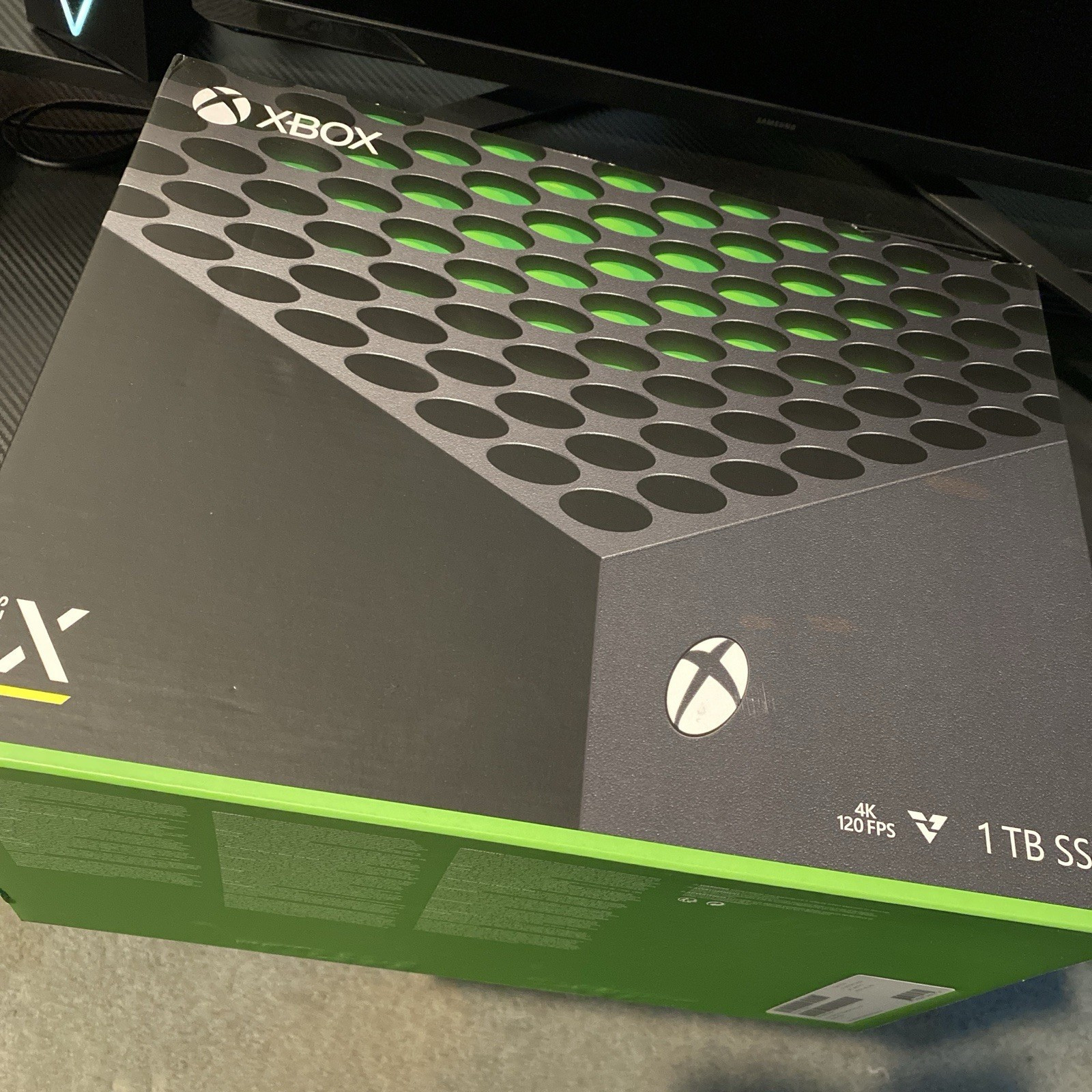 Microsoft Xbox Series X 1TB Black Home Console 4K UHD Wi-Fi Region Free