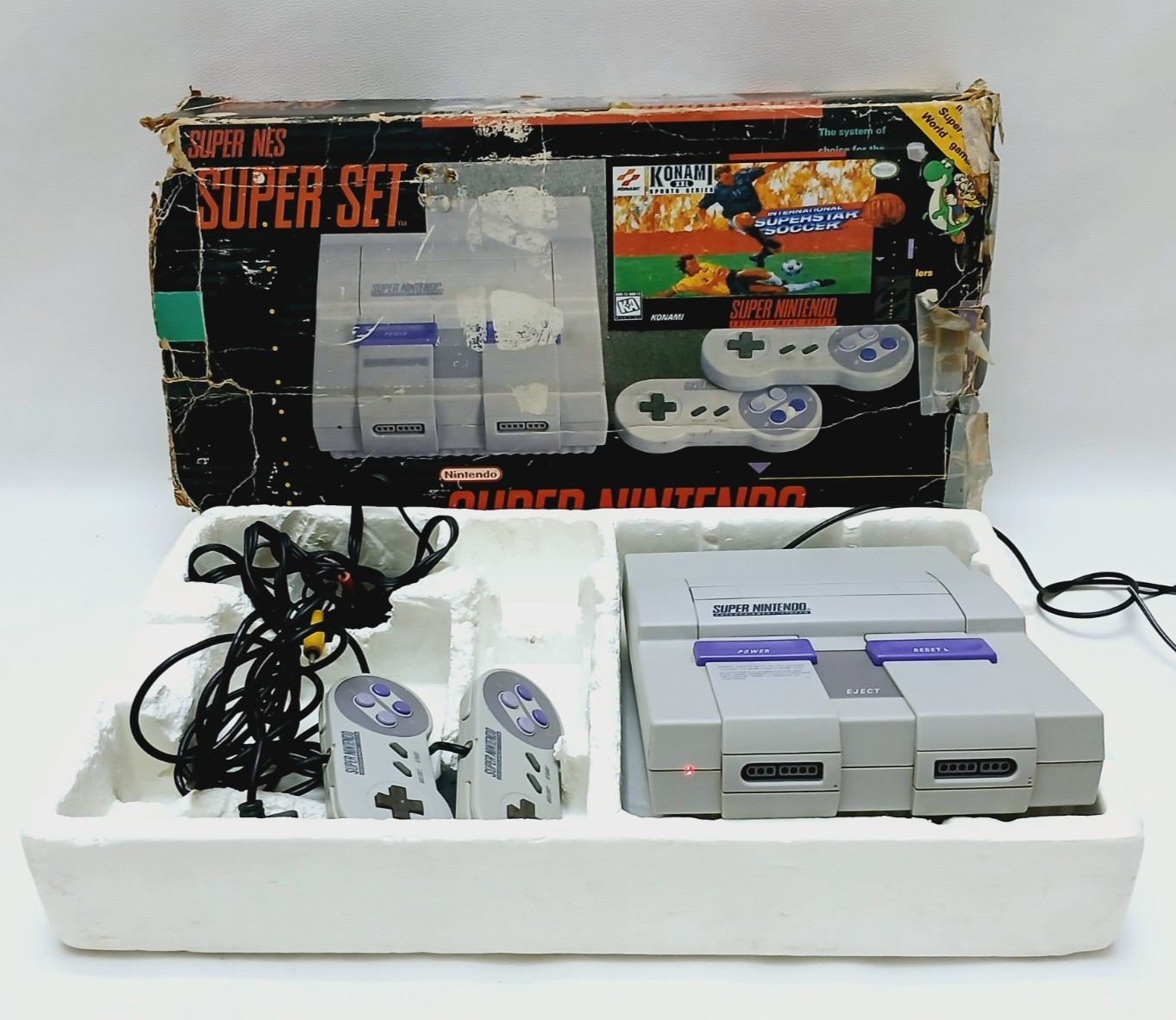 Super Nintendo Entertainment System Console SNS-001 – For Parts Only