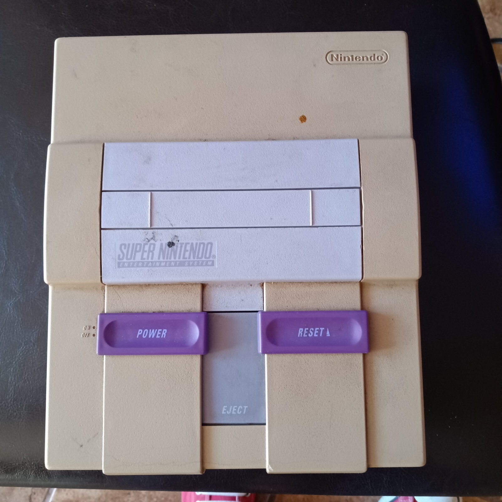 Super Nintendo SNES Home Console – Brittle Yellow Plastic – For Parts junk