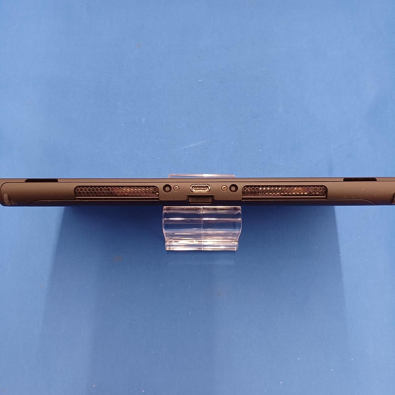 SWITCH2 BEE 001 Model Number BEE 001 NINTENDO