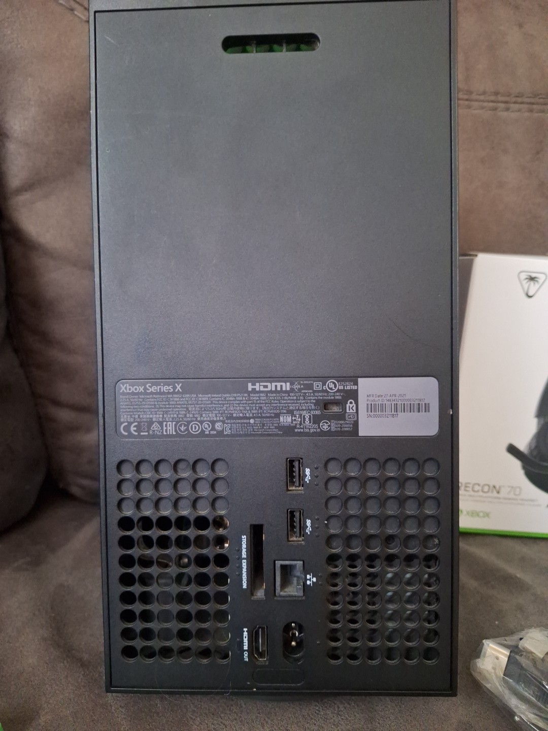 Microsoft Xbox Series X 1TB With Box.Bundled With A Headset And 3 Games .