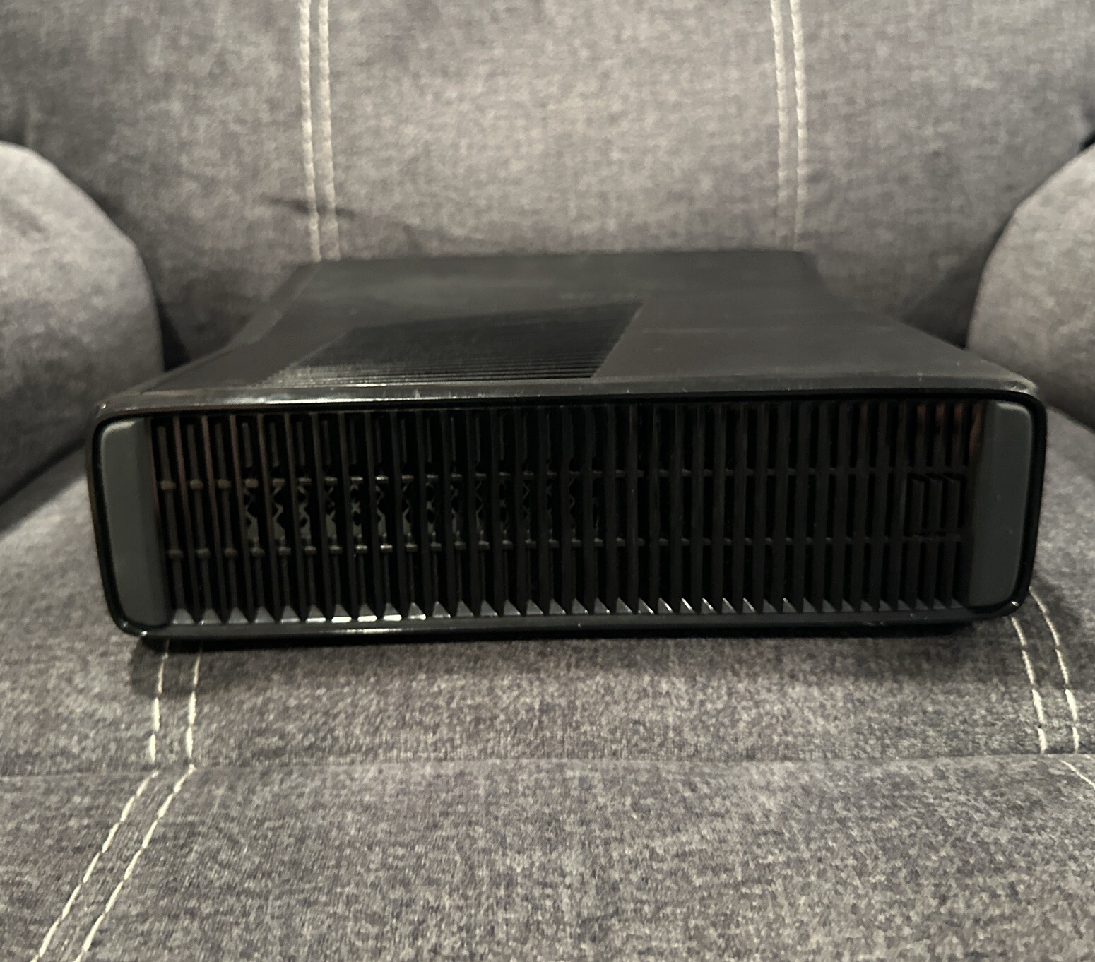 Official Microsoft Xbox 360 S Slim Trinity 10.83A 250GB Console w Wires! ~ LQQK